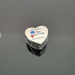 Pandora Republica Dominicana Exclusive Heart Charm Travel Pendant